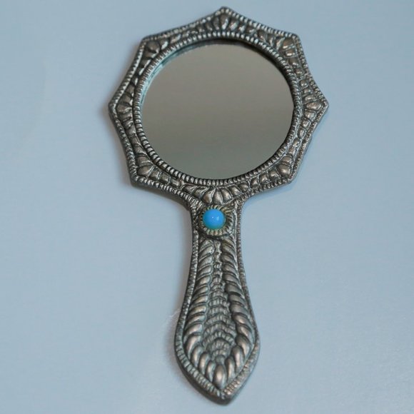 NWT Metal carved Hand Mirrors & Silver carved box - Picture 4 of 9